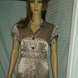 Signature dress bown & white sh 15 x 2 sl 5"